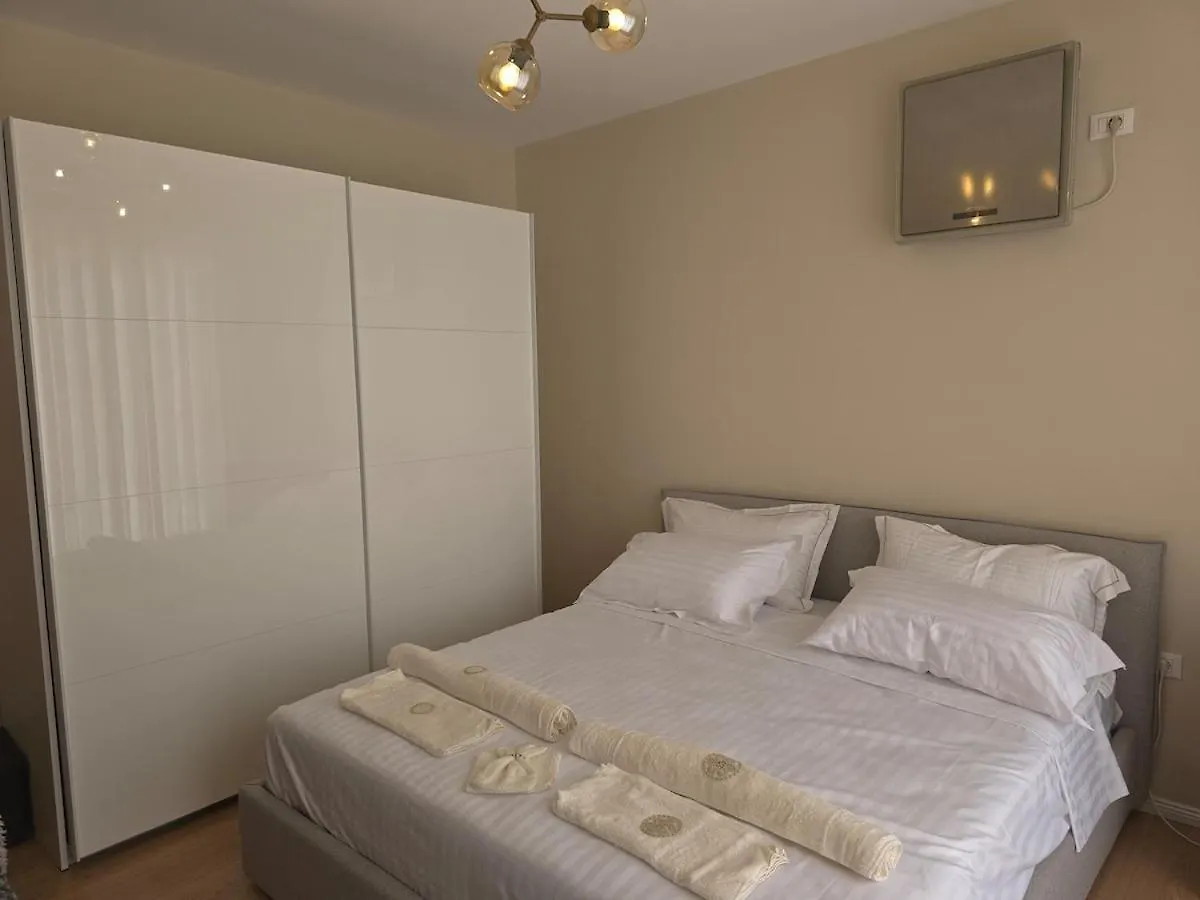 Appartement Sky Penthouse à Tirana