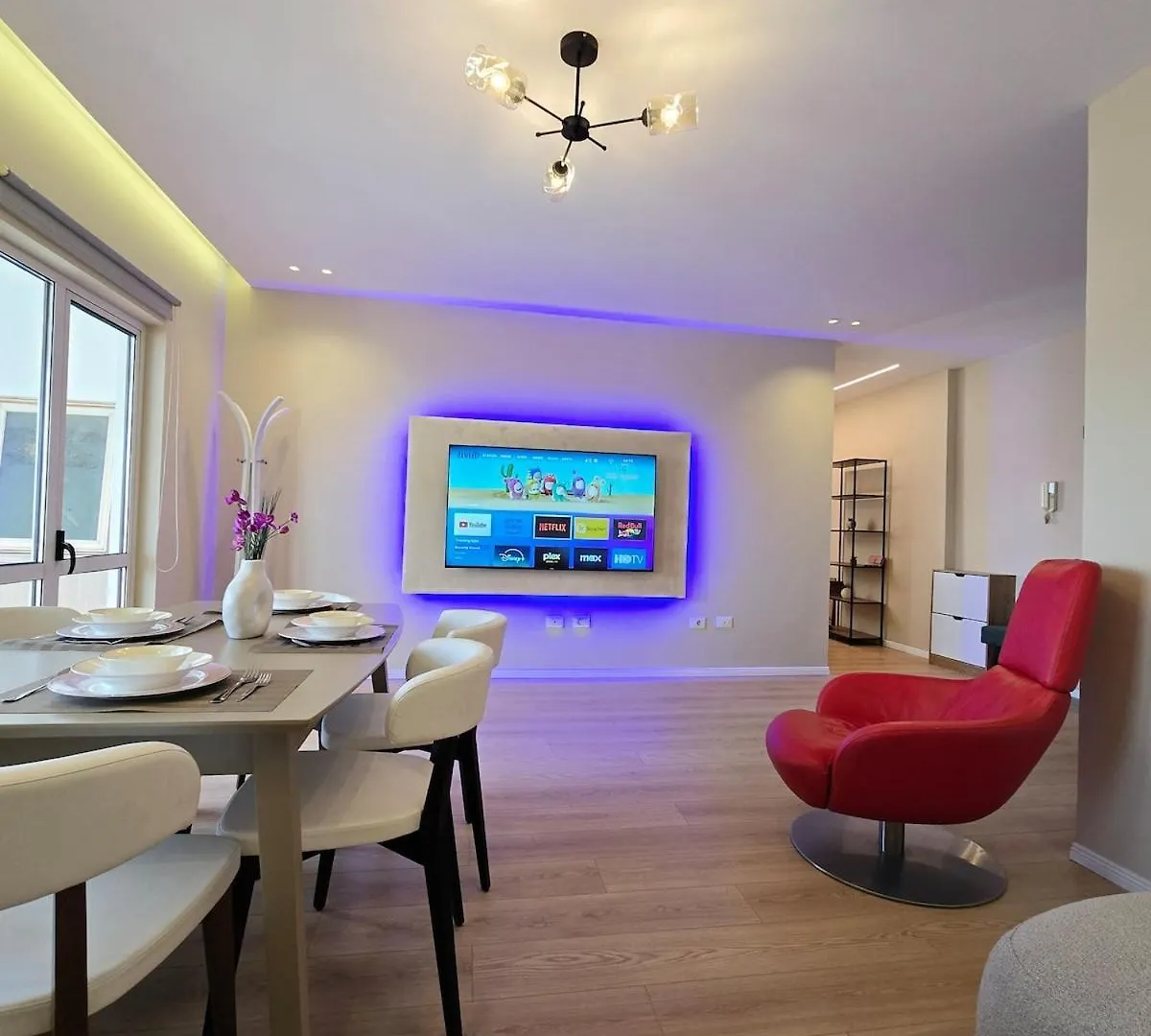 Appartement Sky Penthouse à Tirana