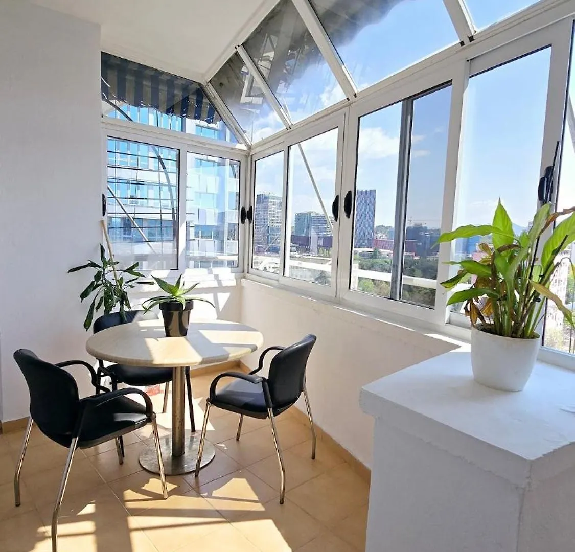 Appartement Sky Penthouse à Tirana